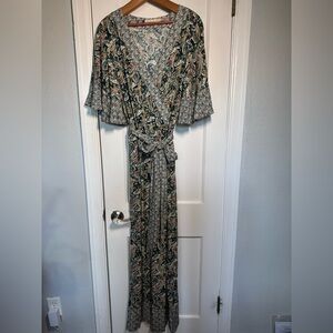 Chelsea & Violet Grn Paisley Jumpsuit w compliment trim, bell Sleeves, & pockets